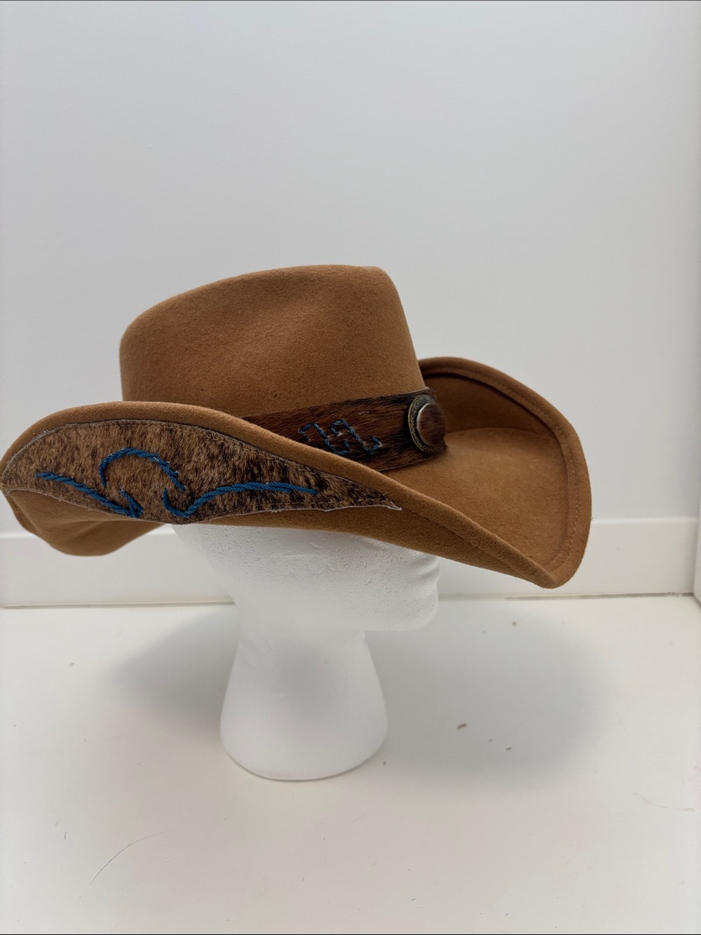 Women's Brown Felt Western Cowboy Hat with Embroidered Trim